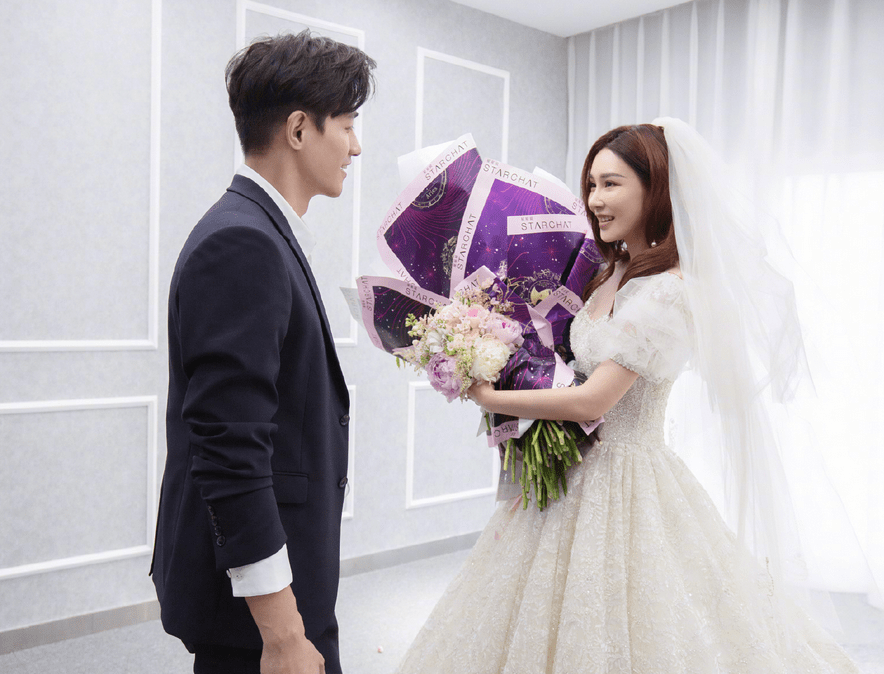 李子峰官宣结婚,娶小9岁演员林籽做老婆,网友:钻戒闪眼_女友_电影_向