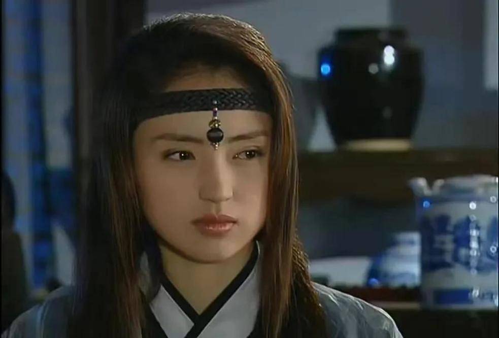 武林第一美人人咬头发都能咬成经典