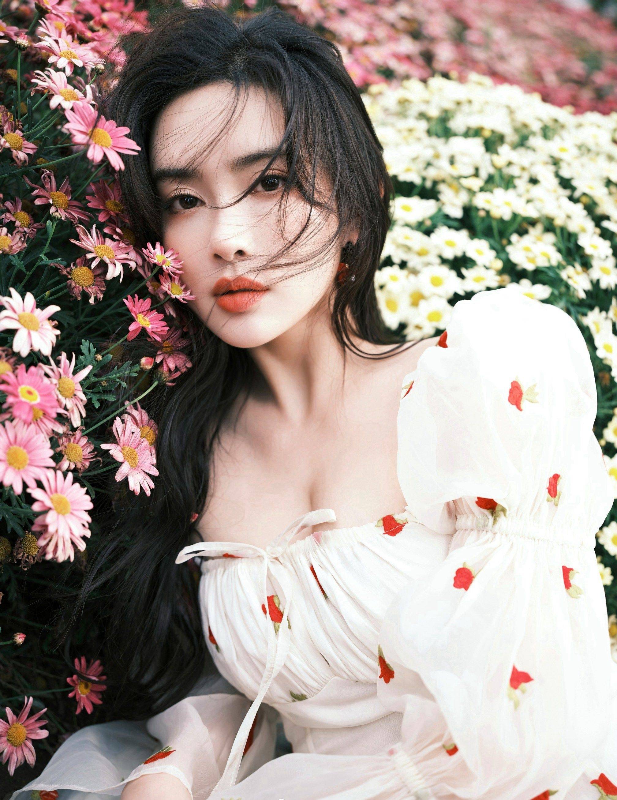 孟子义透视白纱裙性感写真_孟子义_透视_纱裙