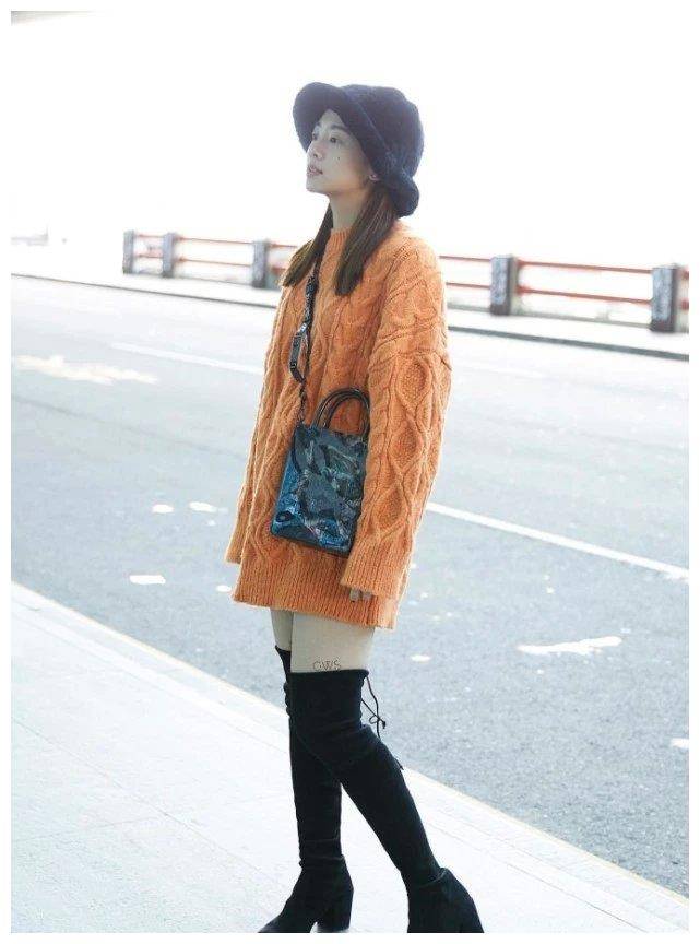 原创用3根皮带还勒出铅笔腰的人娱乐圈怕只有鬼鬼了吧