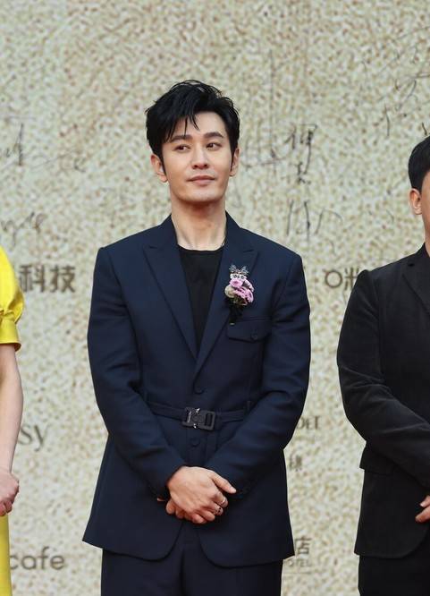 小爆料:李易峰 谭松韵 赵丽颖 黄晓明 王源 王一博 周冬雨 王楚然孟