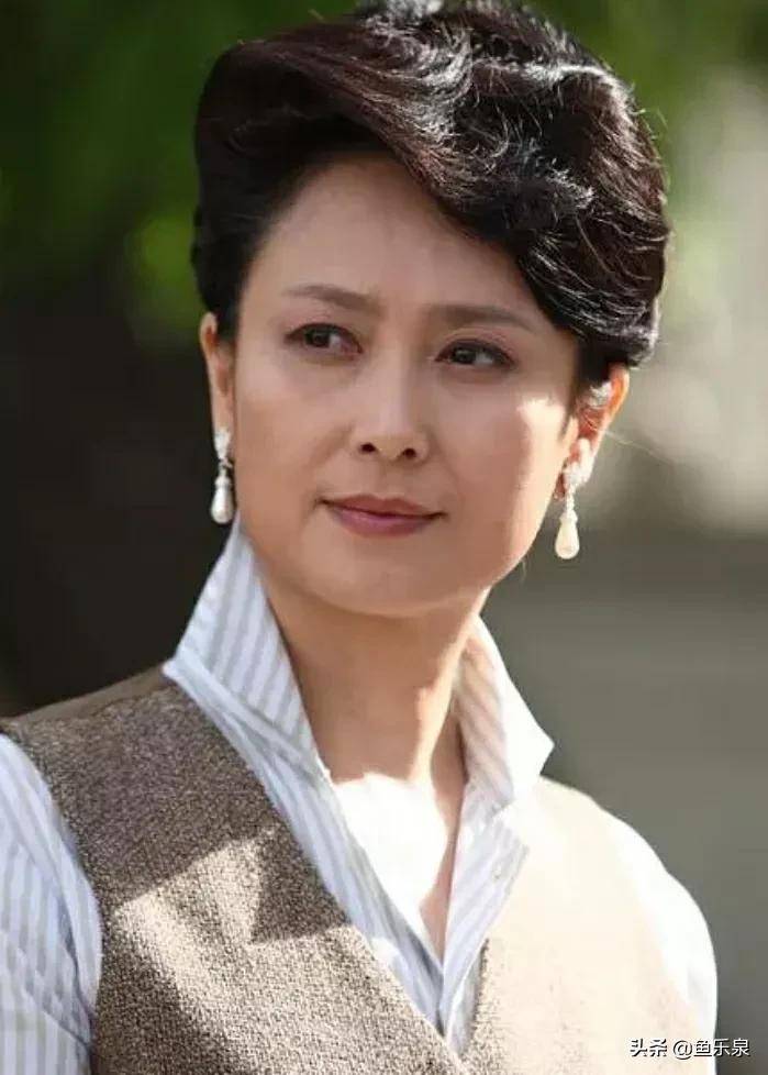 《渴望》仓促拍摄,导演为选角大费周章,张凯丽起初不看好这部戏_鲁导