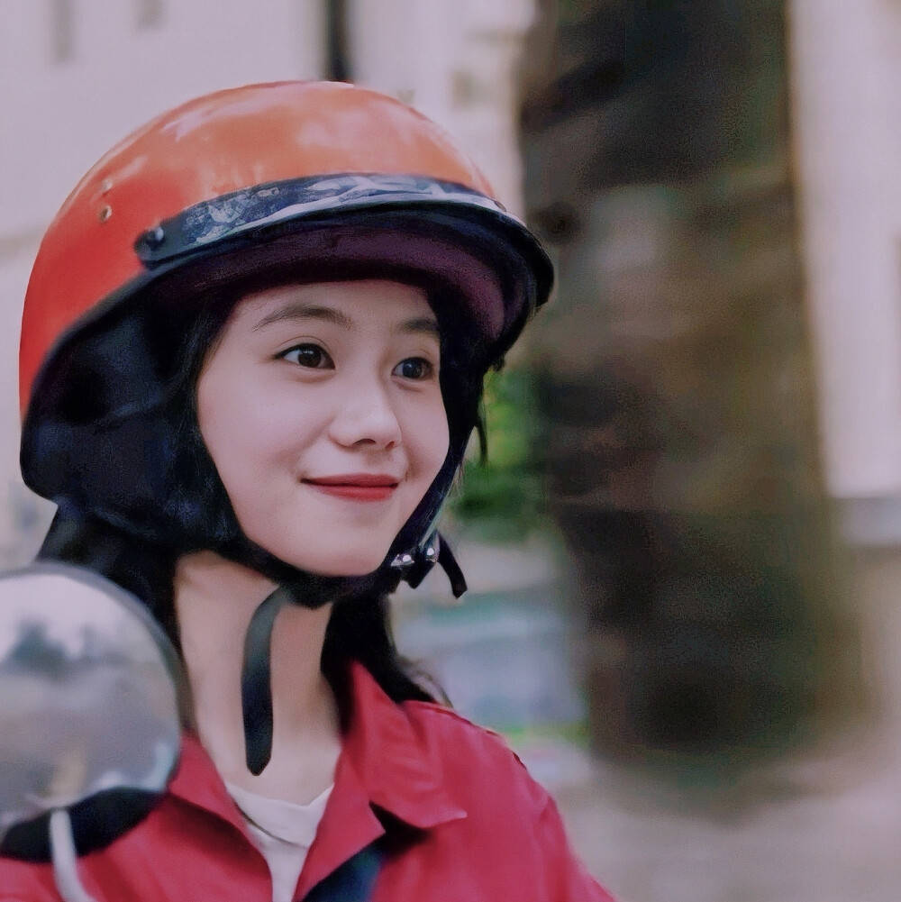 2022年刘浩存凭借《送你一朵小红花》获金鸡最佳女角提名.