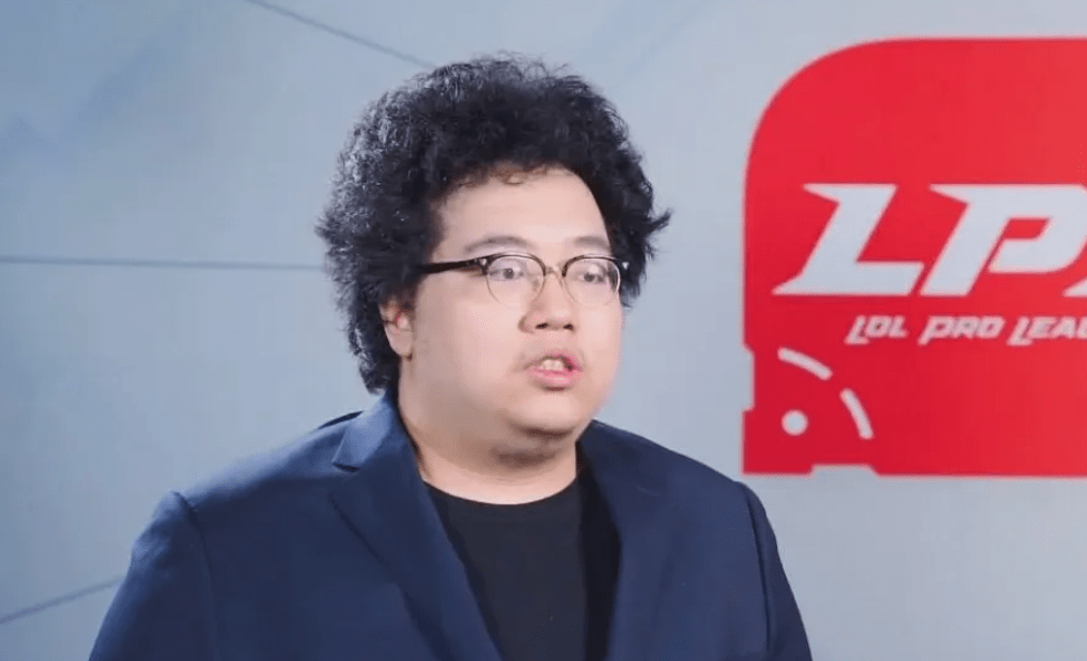 而叉烧教练我认为还是有能力成为顶尖教练的,作为曾经sn的教练,也是在