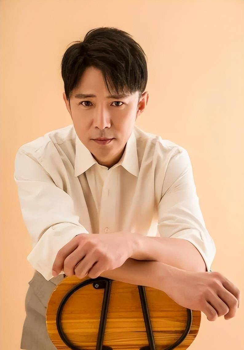 原创演员高鑫为照顾生病女友放弃走红机会如今一家三口超幸福