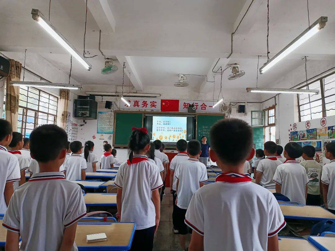 定南实验学校 2021-2022学年度第二学期"双减"成果展示暨新教育期末