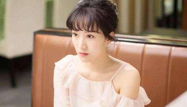 孙骁骁当年因为帮深陷毛晓彤陈翔出轨事件的江铠同发声一度败光了路人