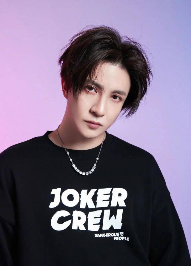 薛之谦父亲:妻子为给他留后死于心脏病,儿子与前妻复婚让他抱孙_爸爸