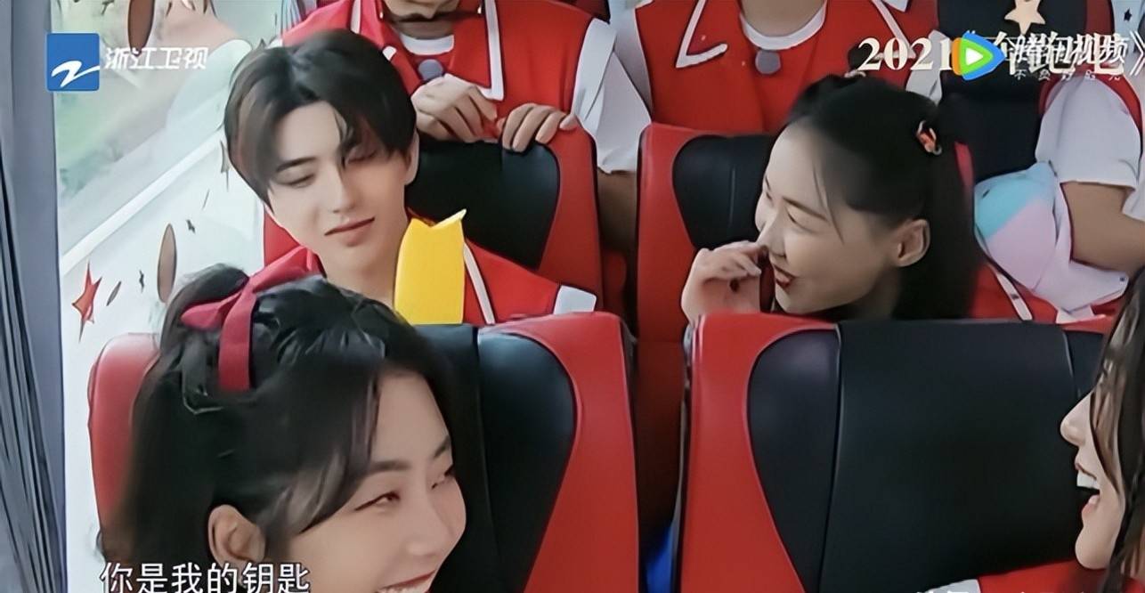 原创拿下40天日热度冠军奔跑吧更新第十季为何还能这么火