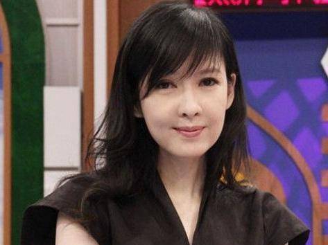 原创1989年倪震和李嘉欣分手转追周慧敏是见色起意还是另有所图
