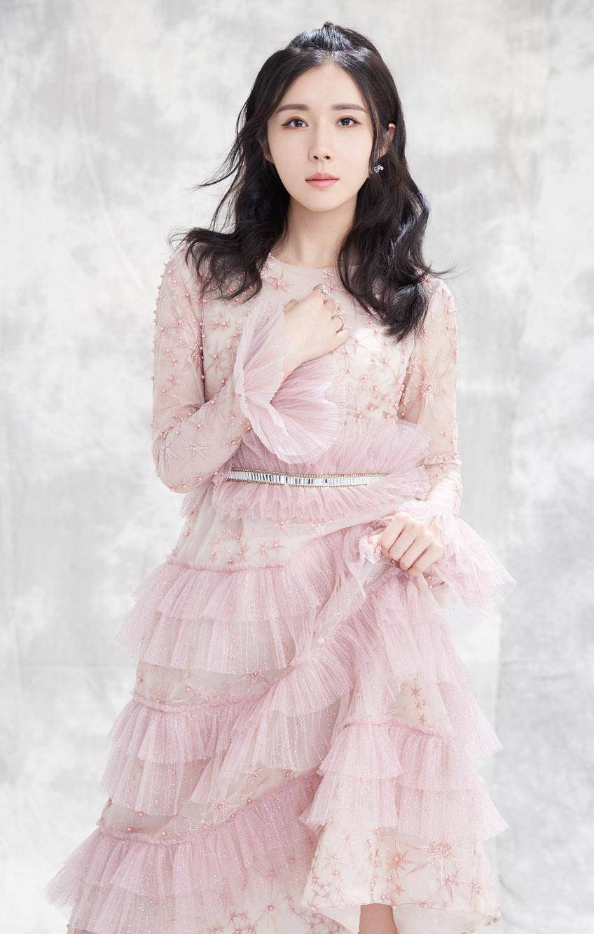 出生于江西的女星,程愫彭心宜,她们个个貌美如花,你最喜欢谁?