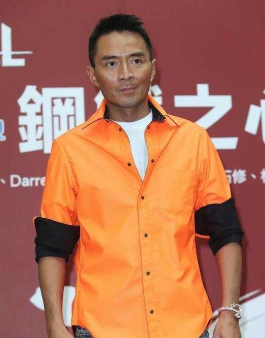 被指在家骗吃骗喝,未给其一个婚礼_李琳_陈振军_短片