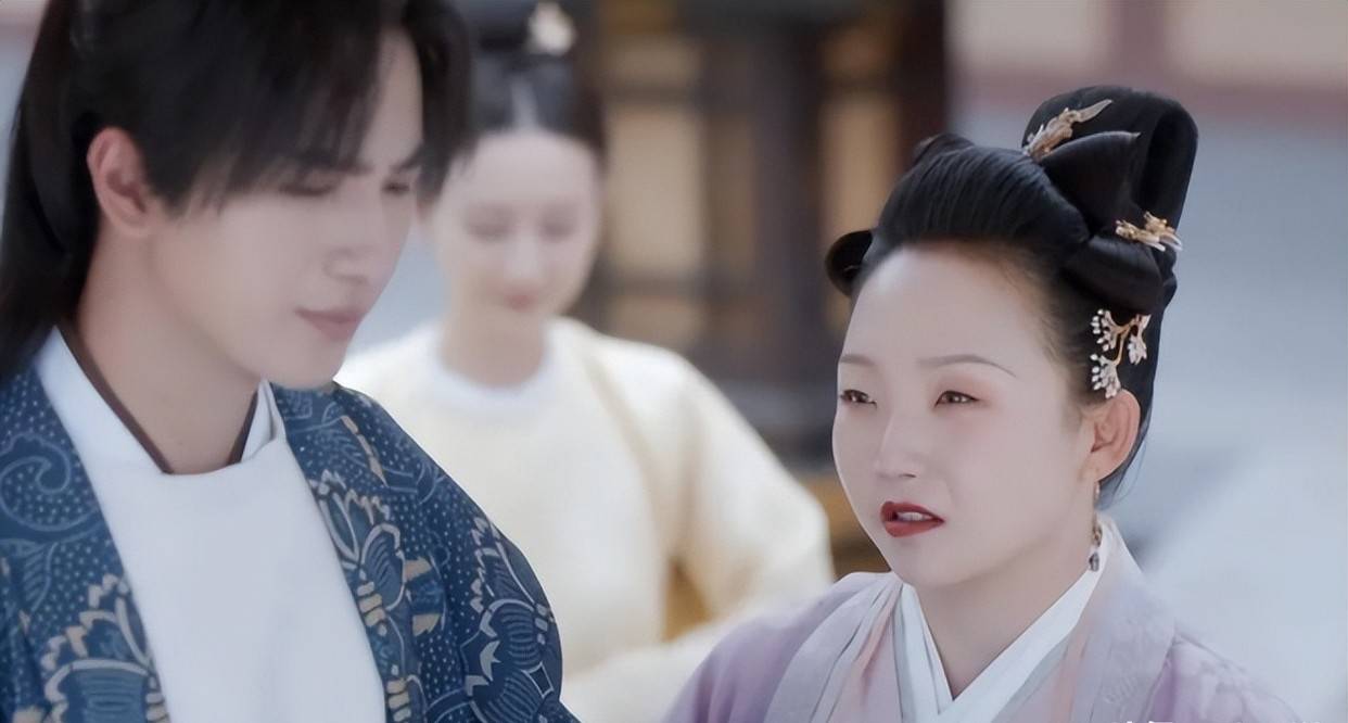 原创辣目洋子丑女逆袭出演我叫刘金凤因服化道倭化被骂惨