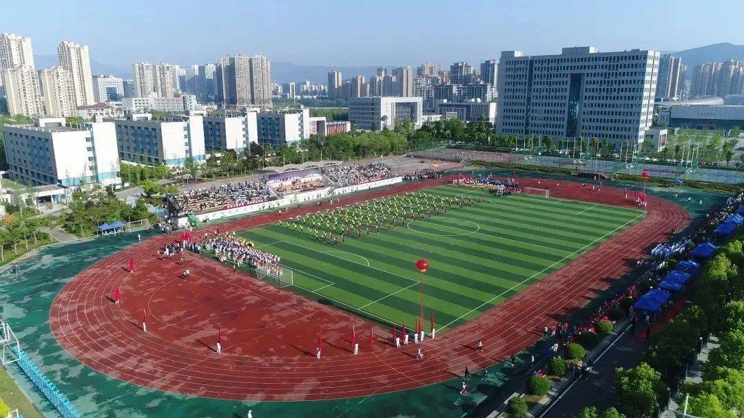 川信职院,这是梦想开始的地方!_广元市_四川_技术