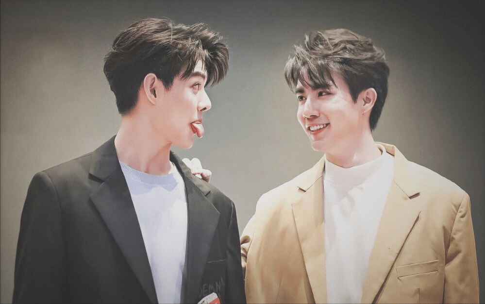 原创6岁年龄差天选cp缪糕椰奶1991x1997配海明1992x1998