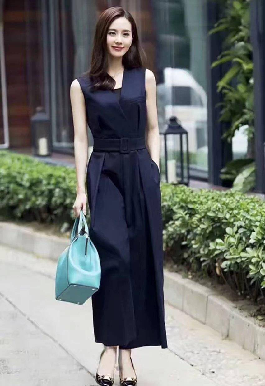 解锁女明星的连体裤穿搭,打造干练知性女人味,是懒病少女的福音_孔