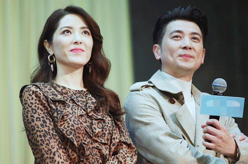 刘烨作为曾黎的同学,他曾说,曾黎对成名没有多大的欲望.