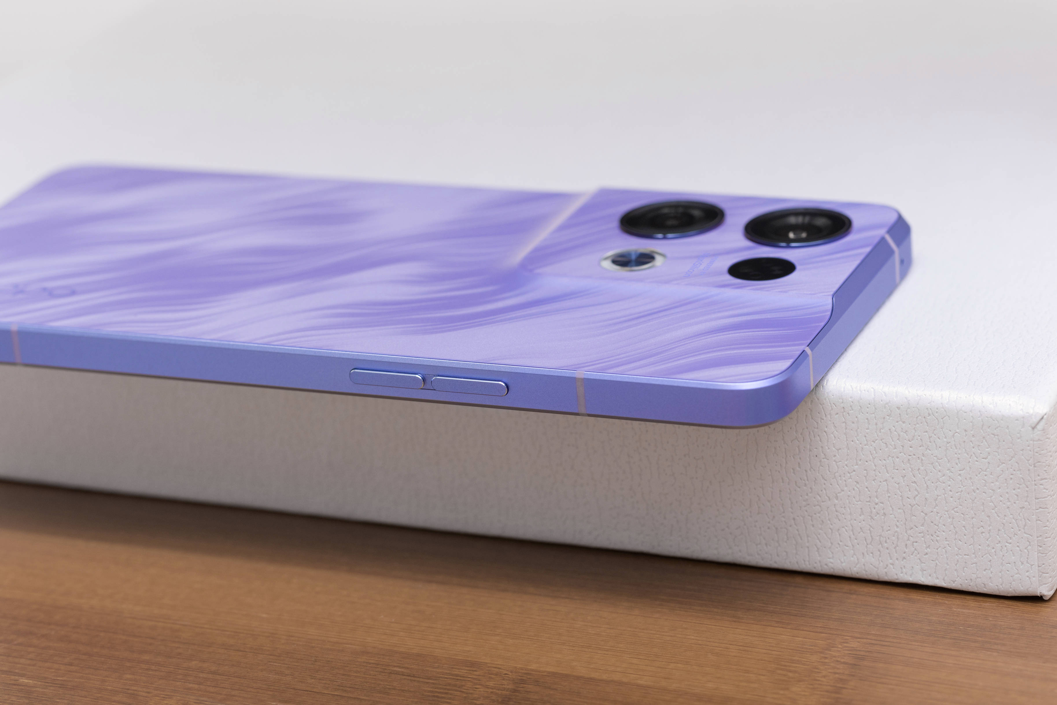新款Reno8 Pro花仙紫正式开售，先别急着买，这些点需要清楚！