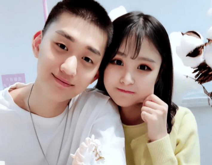 原创前男友达少发视频为猫妹妹回归做宣传直言两人仅为同事身份