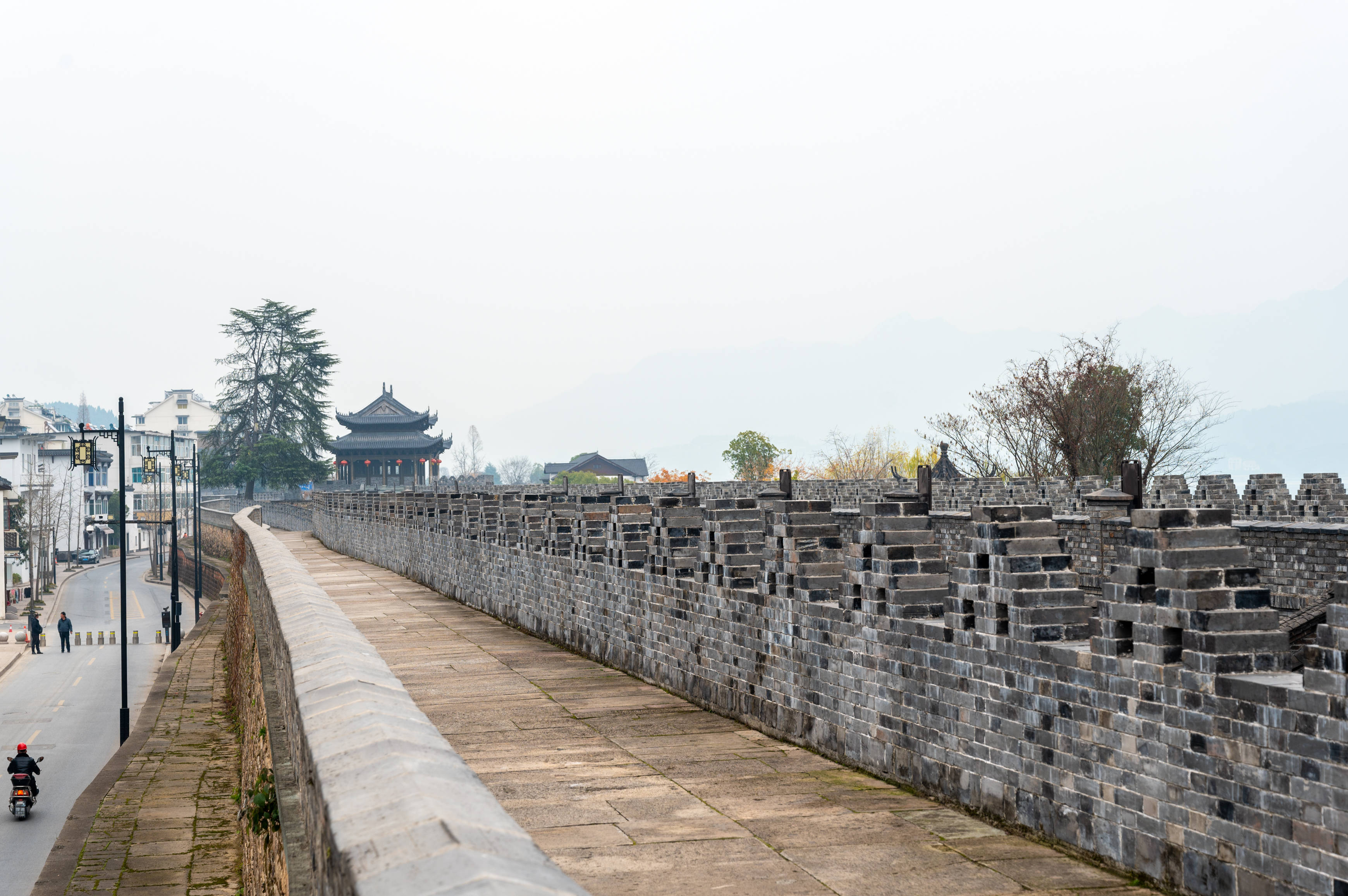 历史的古城,历史上可媲美杭州,古韵十足美食众多_严州_梅城_龙山书院