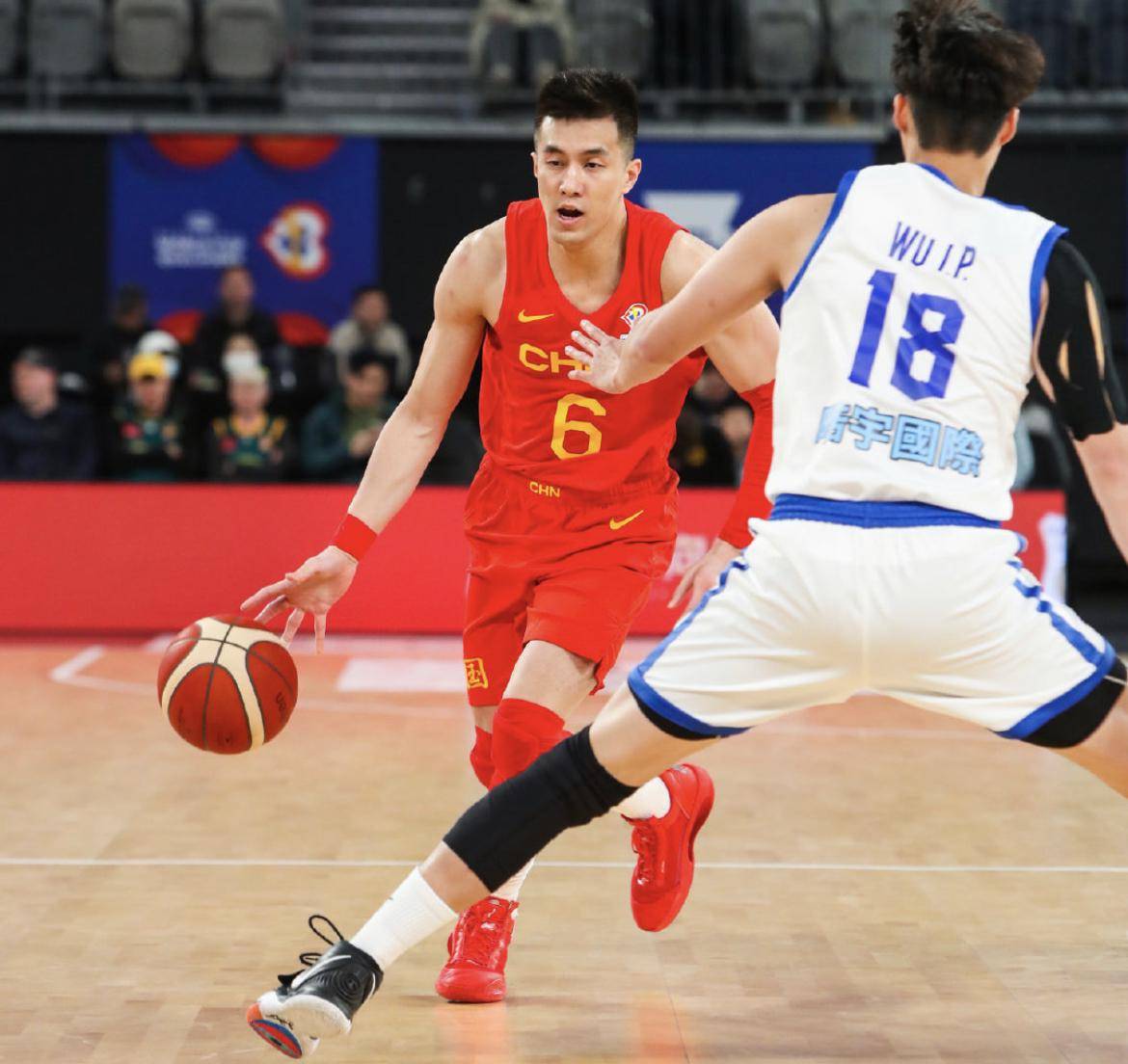 篮球——北京首钢男篮举行迎新大会_李慕豪
