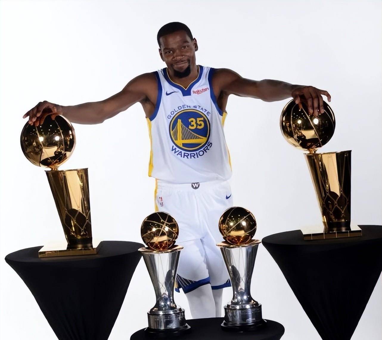 原创冠军第六阶段勇士赢得冠军最孤独的杜兰特离咖喱有多远