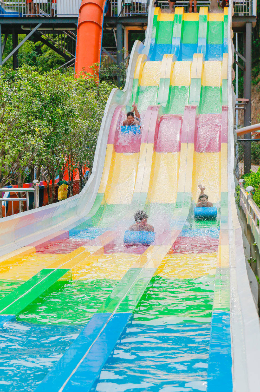 原创杭州周边龙吟谷水上乐园玻璃水滑梯造浪池儿童水寨玩到嗨起