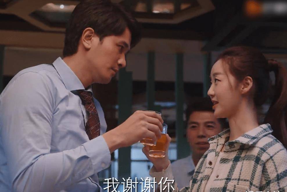 《亲爱的自己》刘洋喝醉酒不忠诚，妻子芝芝也有责任？实情很显然