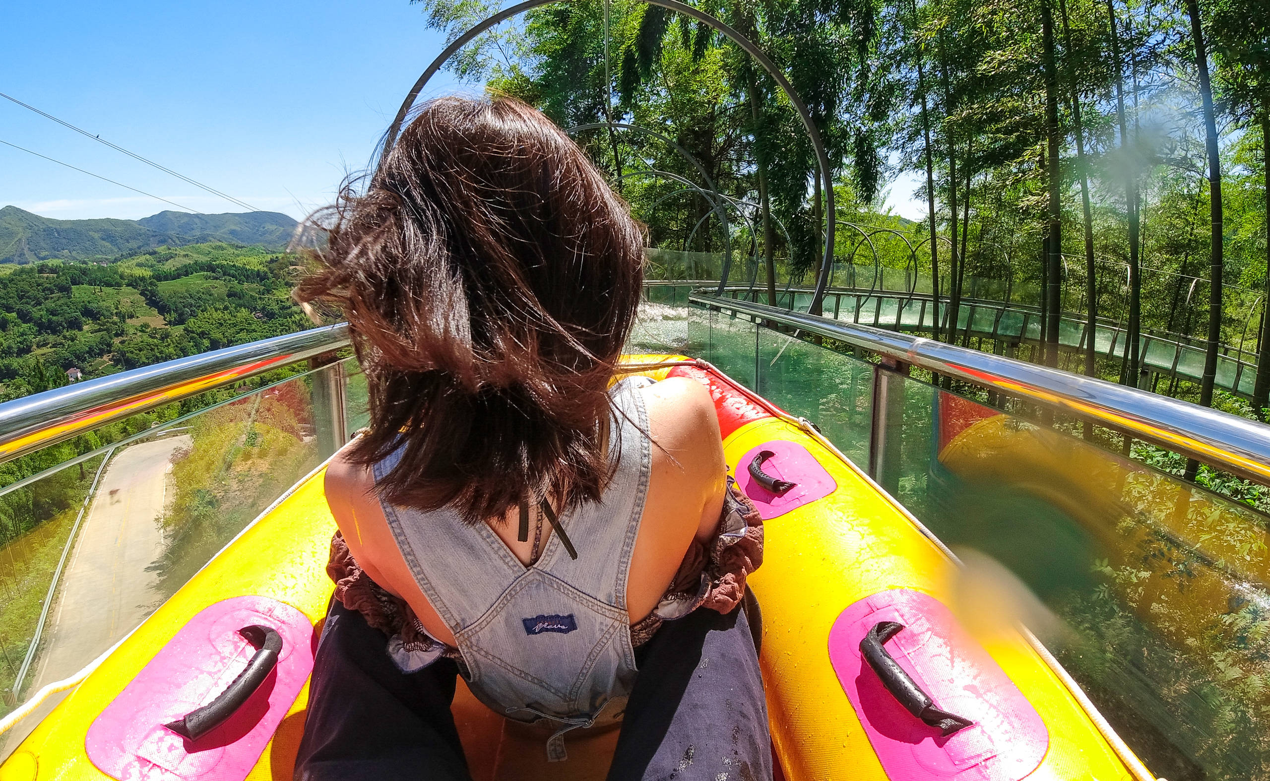 安吉小三亚荣耀天空之城,云端漂流长达20分钟,水上项目刺激有趣_沙滩