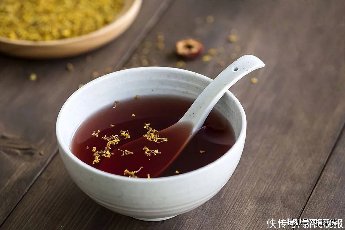 晨读｜冰冻酸梅汤_郑福斋_乌梅_梁实秋