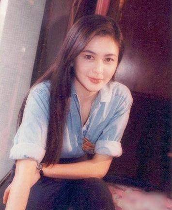 55岁关之琳拍性感写真 至今没人敢娶 后悔做小三伤害别人 鲁豫 上帝 网友