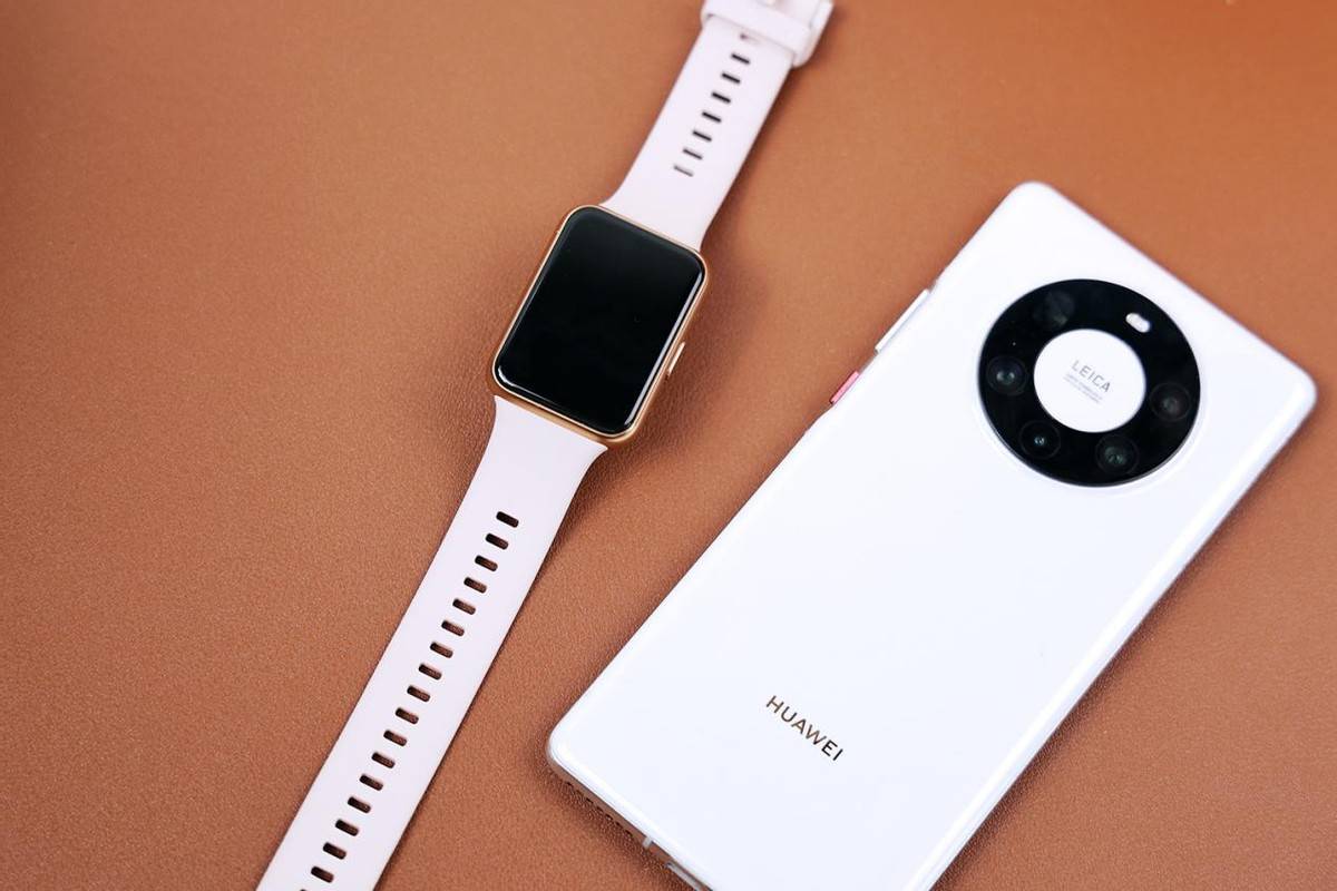 原创更大屏幕蓝牙通话harmonyos生态加持华为watchfit2全体验