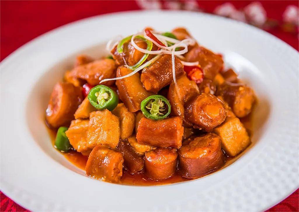 学会这样做土豆烧猪尾,香而不腻,营养解馋,一起来大饱口福吧_美食