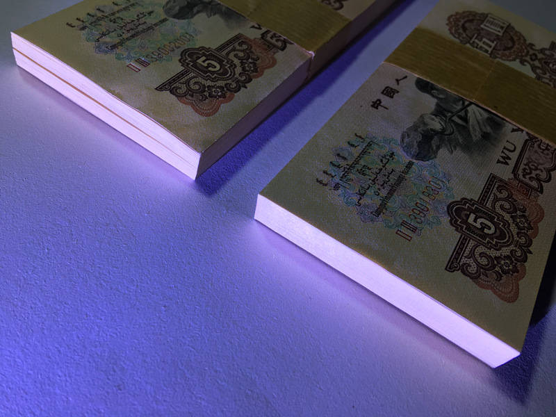 第三套人民币是我们国家自主设计印刷的一套人民币,这套人民币的图案