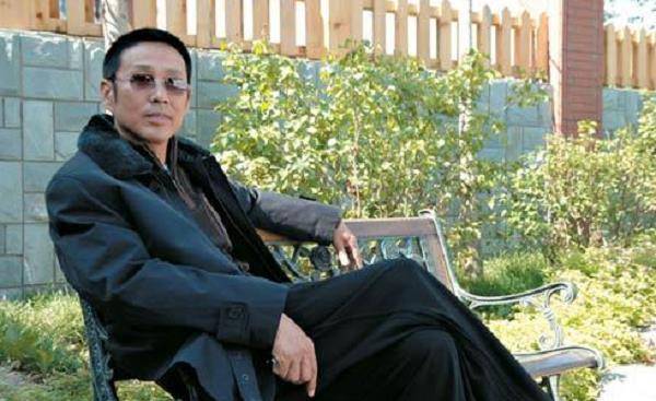 陈道明"隐藏"35年的女儿,原来是她,怪不得一直没有公开_陈格_观众