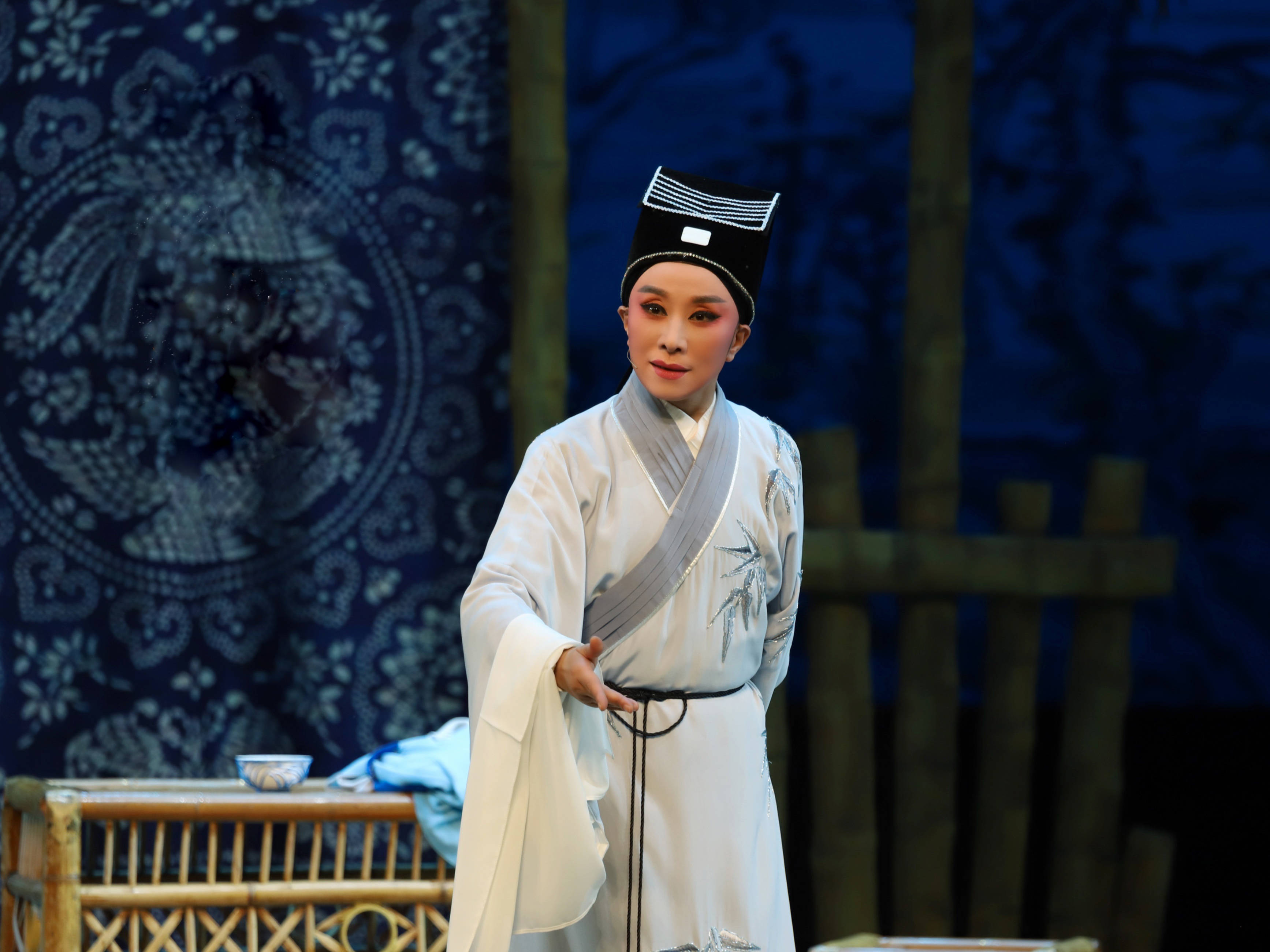 艺术为了和平——"国际和平艺术家"推选人物:吴凤花_中国_表演奖_越剧