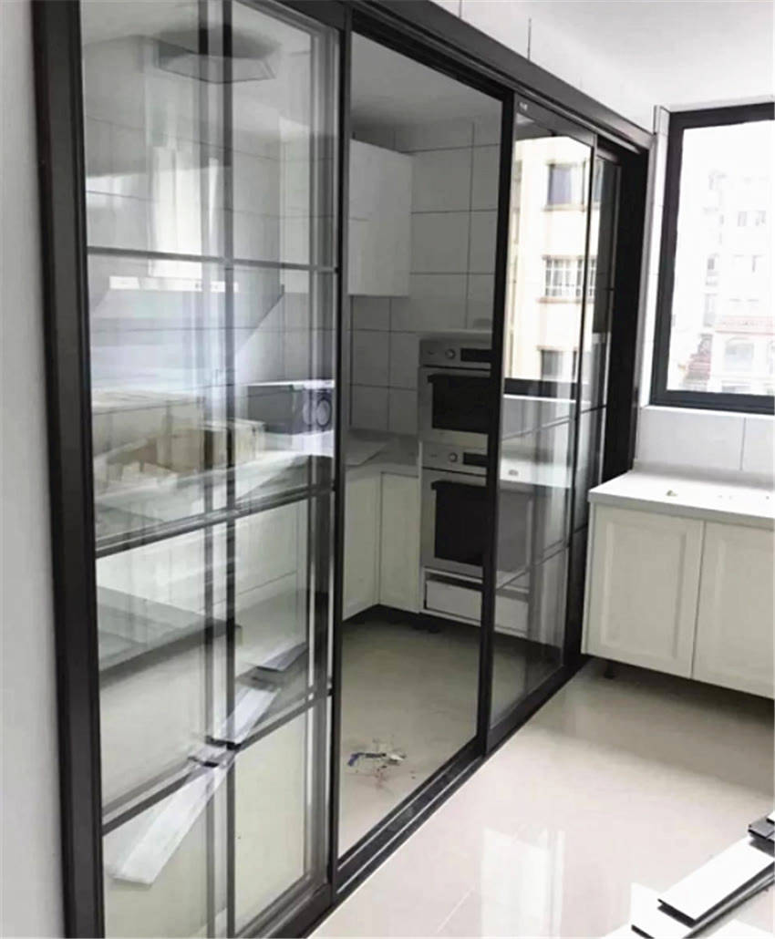 厨房推拉门用吊轨还是地轨过来人表示耐用选后者美观选前者