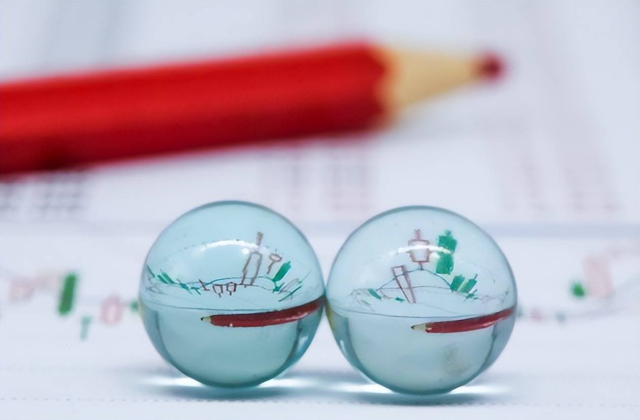 中国股市：很多散户可能还不知道，如何通过换手率捕捉热门牛股！