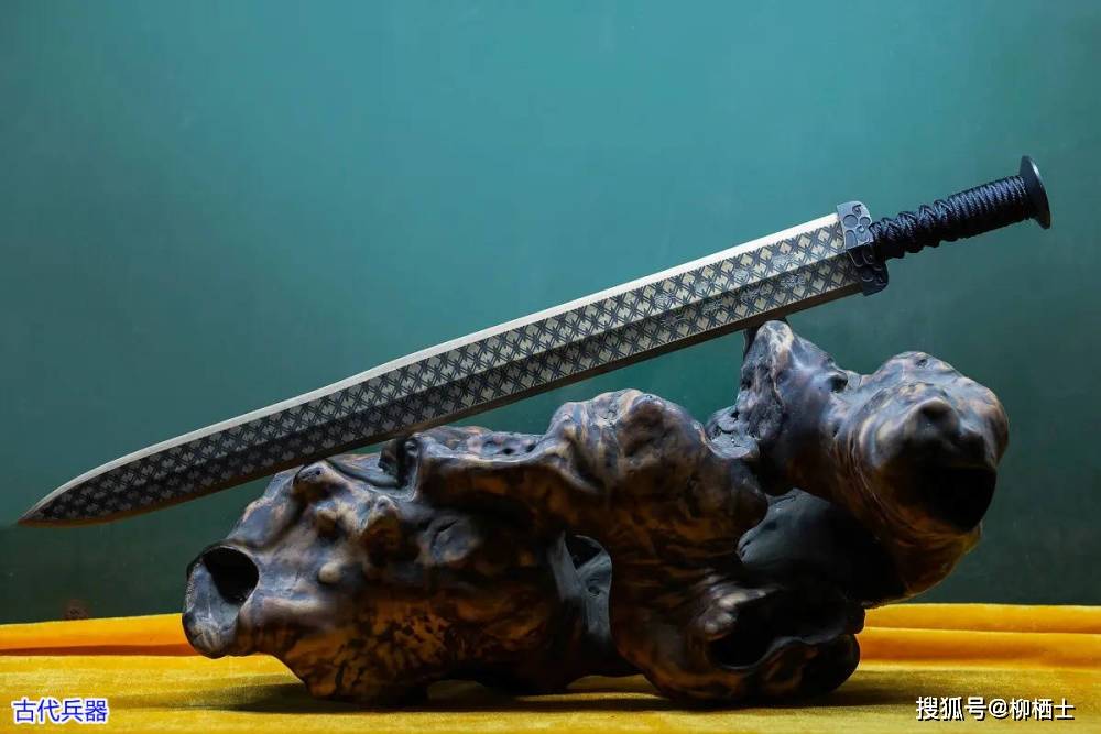 秦朝灭亡后,十二金人最终去了哪里?_兵器_天下_百姓