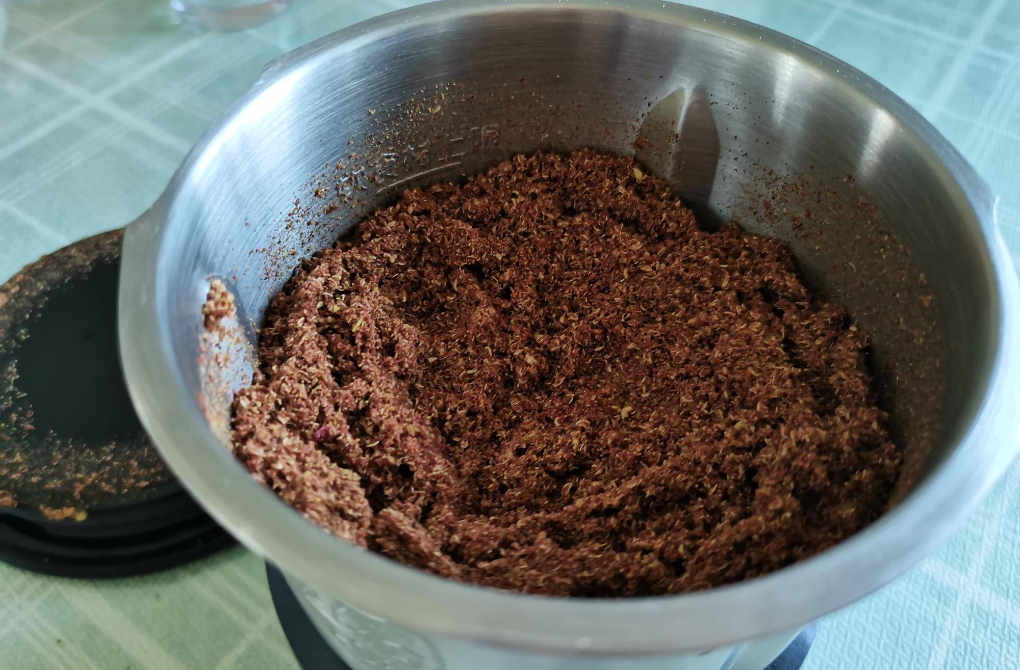 原创家庭自制五香粉就是用这些材料磨出来的太香了做一次吃一年