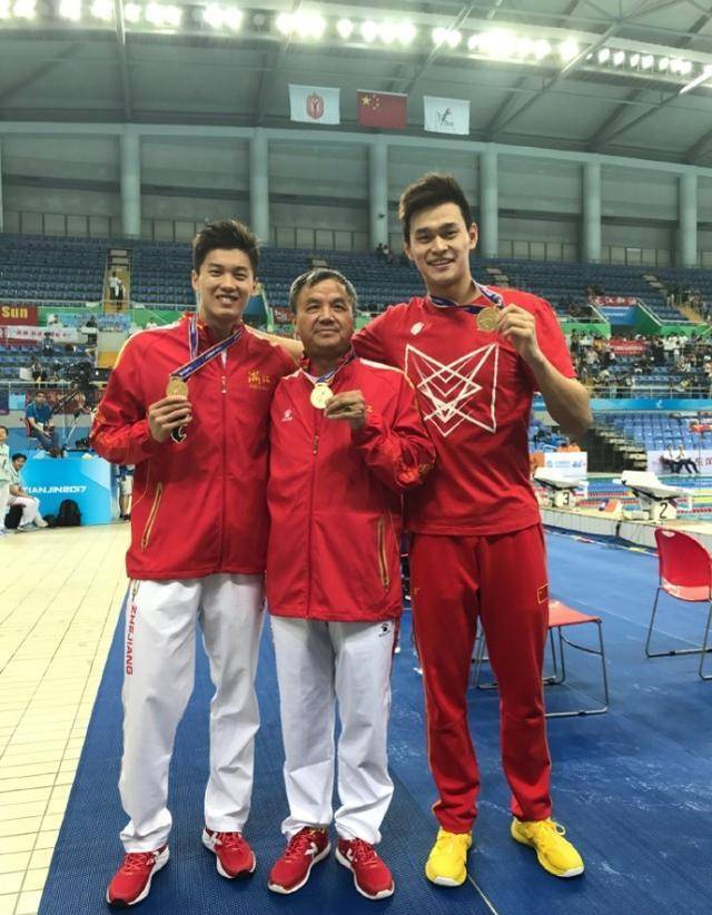 这样的颜值,身材和身高,一定会圈粉无数,再次祝贺汪顺,祝贺中国游泳队