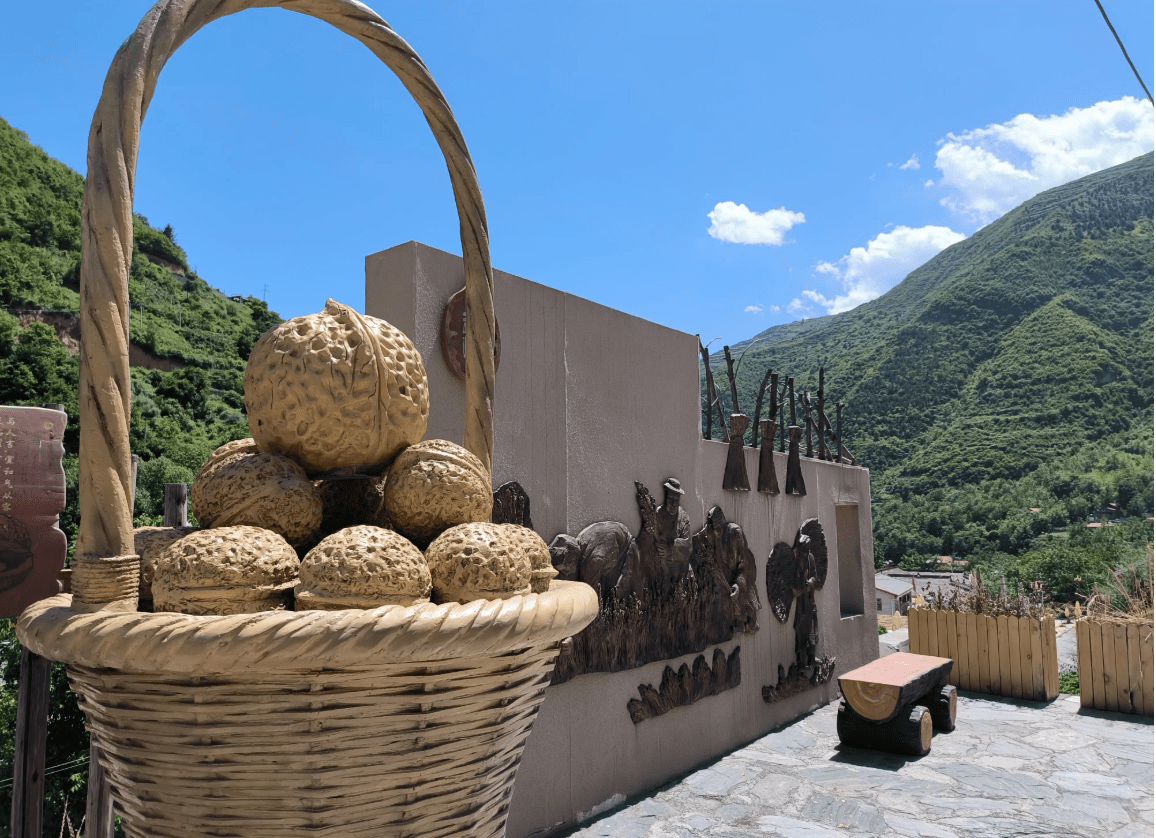 乡村振兴看阿坝黑水县知木林镇特色农业带动农旅文旅融合拓宽乡村振兴