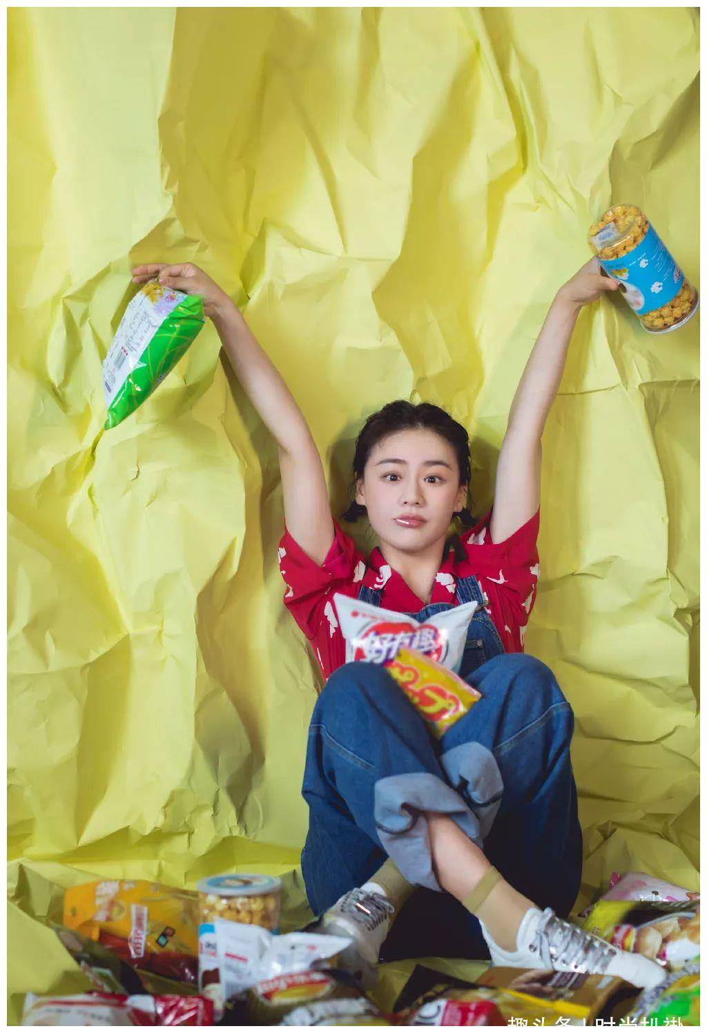 原创马思纯这一胖少女感都给胖没了和宋佳撞衫直接被秒成土肥圆