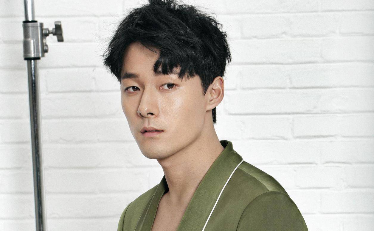 "反差萌男神"张雨剑,走红后销声匿迹,如今携大作强势回归!