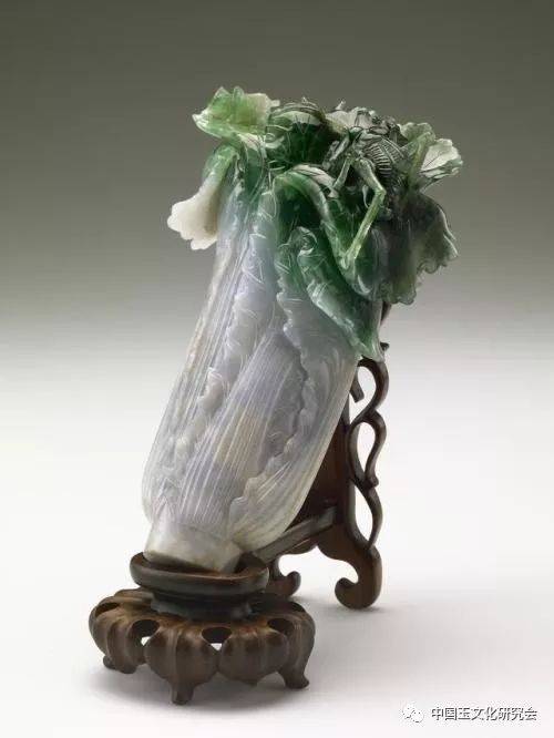 翡翠白菜 置物 中国新疆和田玉？ 和田玉白菜摆件的寓意-琢艺轩和田玉移动版