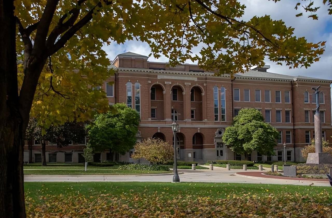 在职mba怎么上课美国北爱荷华大学mba申请材料