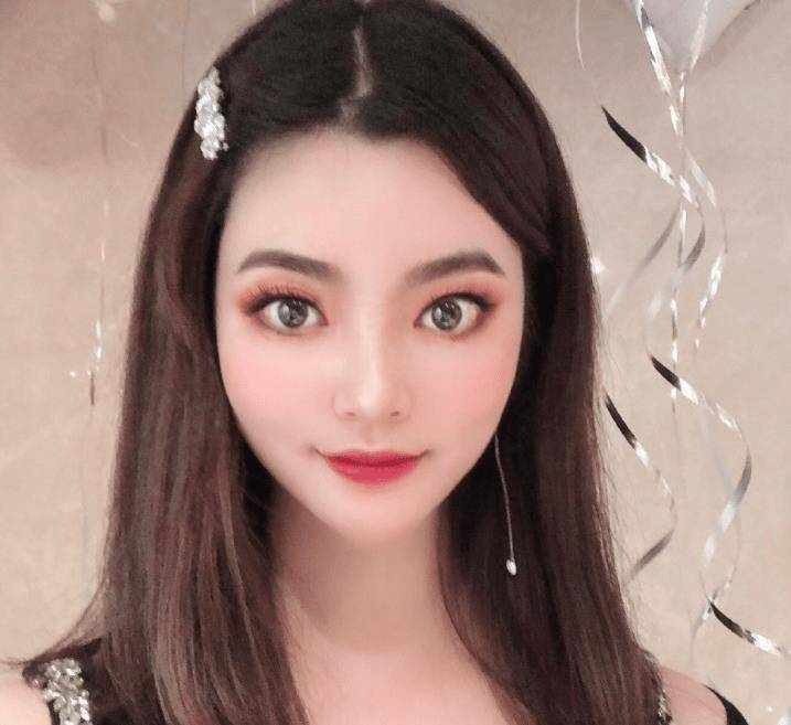 得知她的真实身份,服气了_王慧_气质_剧中