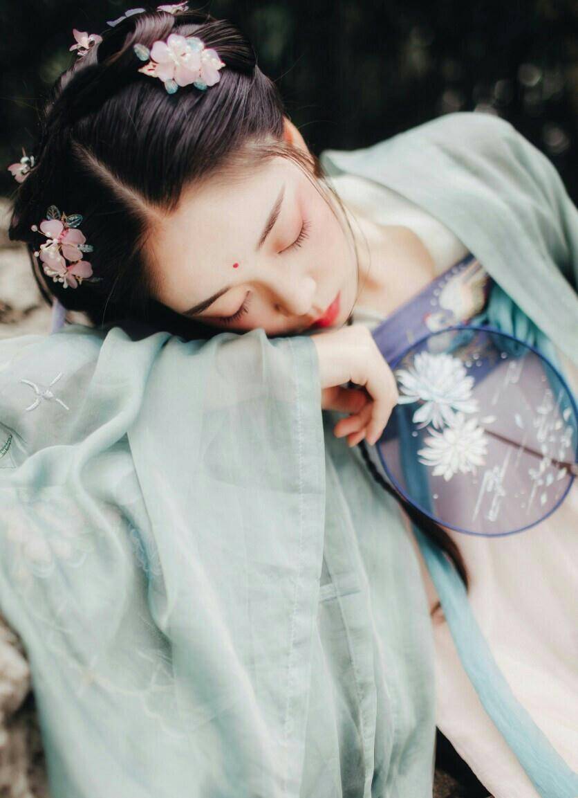原创锦绣农家小福女小福气包得阿爷给的玉佩获空间无数鱼虾珍宝