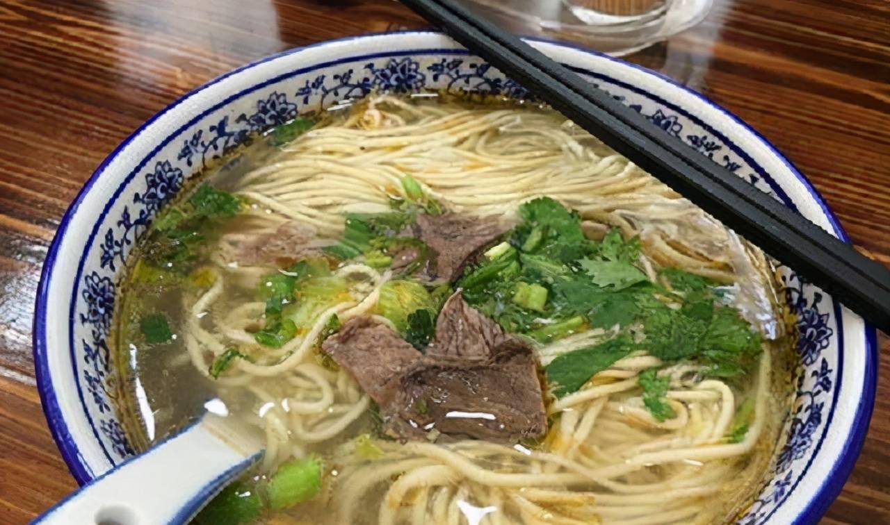 原创曾家喻户晓的兰州拉面为啥现在大家都那么嫌弃这4点赶跑顾客
