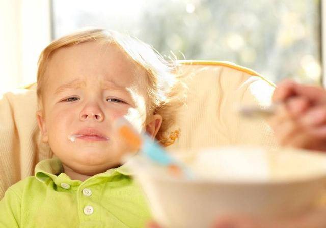 【宝宝食欲不振】小儿食欲不振的病因有哪些_宝宝没食欲怎么办